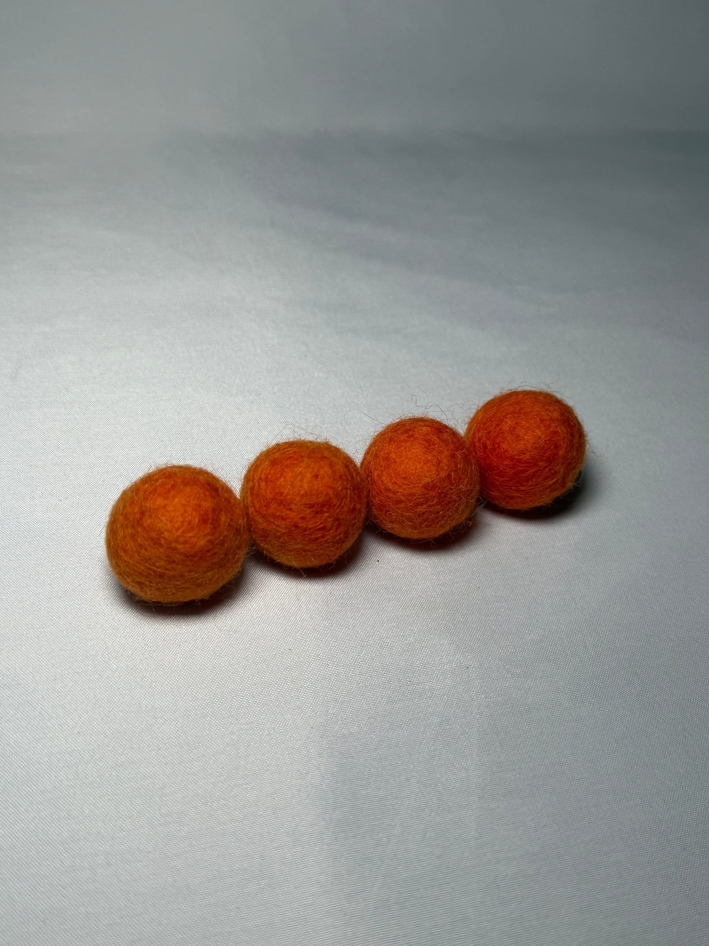 Silvervine Felt Balls Set