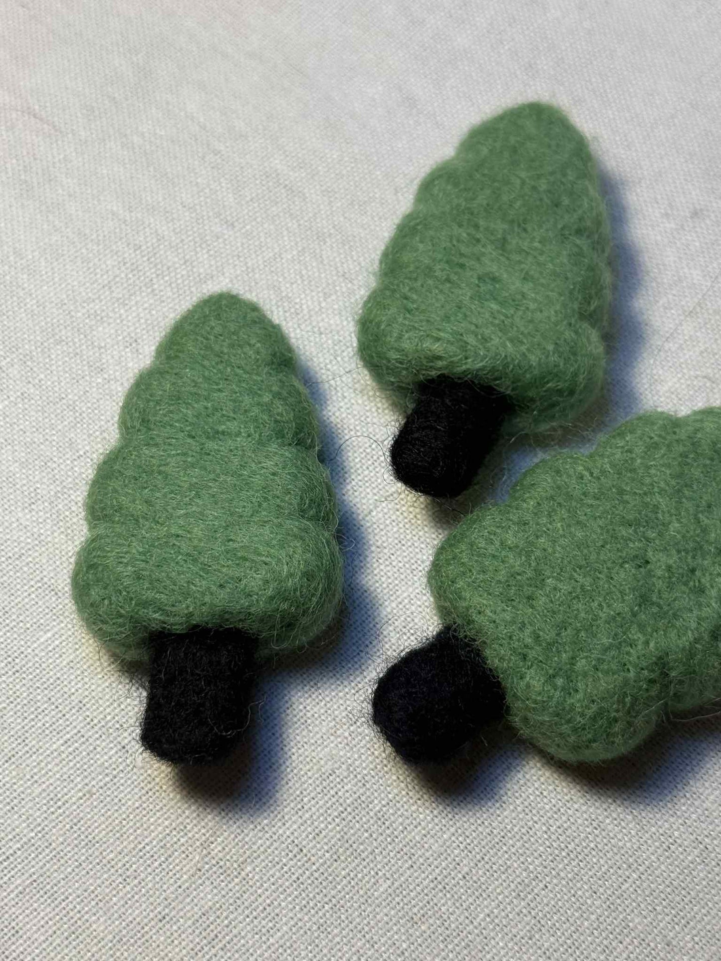 Felt Christmas Tree with Silvervine
