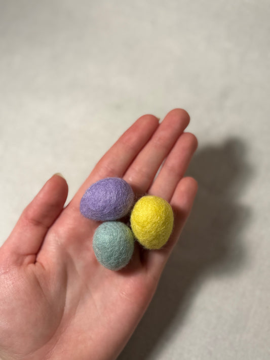 Mini Felt Eggs Cat Toy with Silvervine