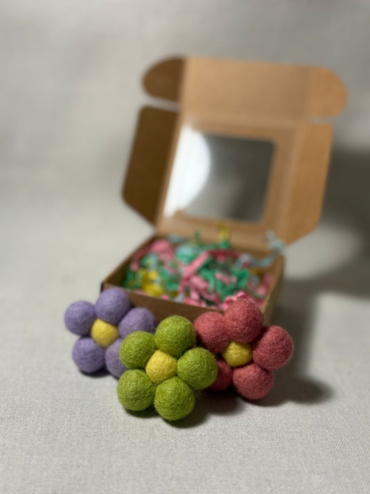 Felt Flowers Cat Toy with Silvervine