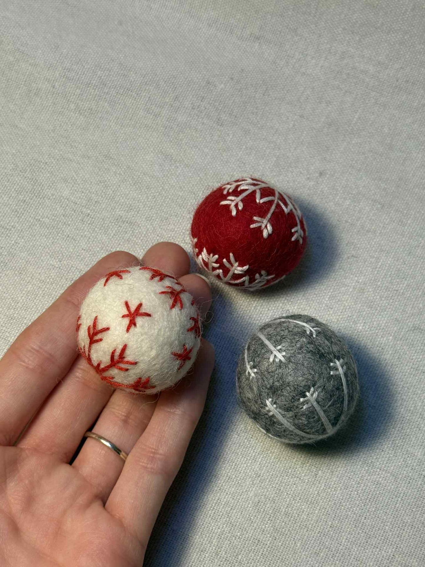 Felt Baubles Set with Silvervine